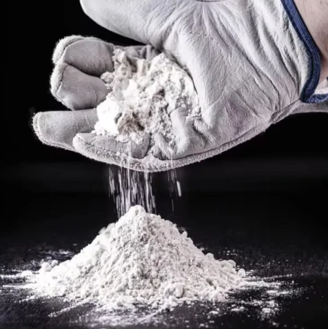 white crystalline powde Tris ultrapure